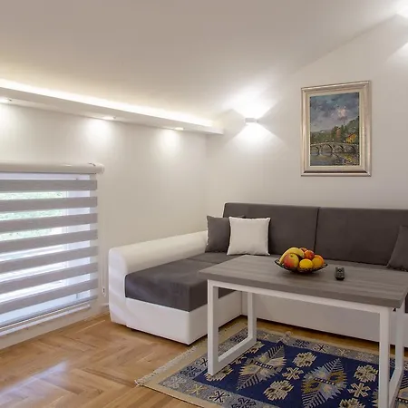 Hendek Apartment *